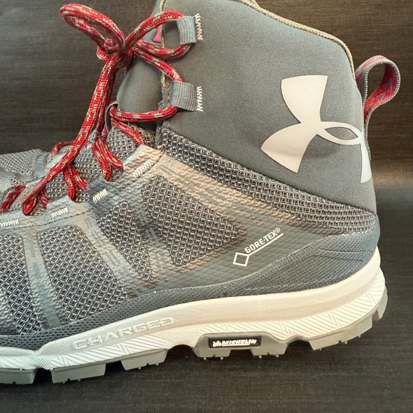 Under Armour‎ Charged Verge 2.0 Women's 9.5 Gore-Tex Hiking Trail Gray Red Boots - Picture 2 of 12
